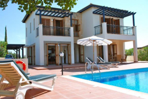 3 bedroom Villa Oleander with private pool and garden, Aphrodite Hills Resort